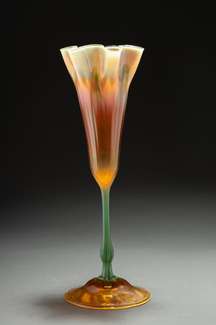 Flower Form Vase with Ruffled Rim